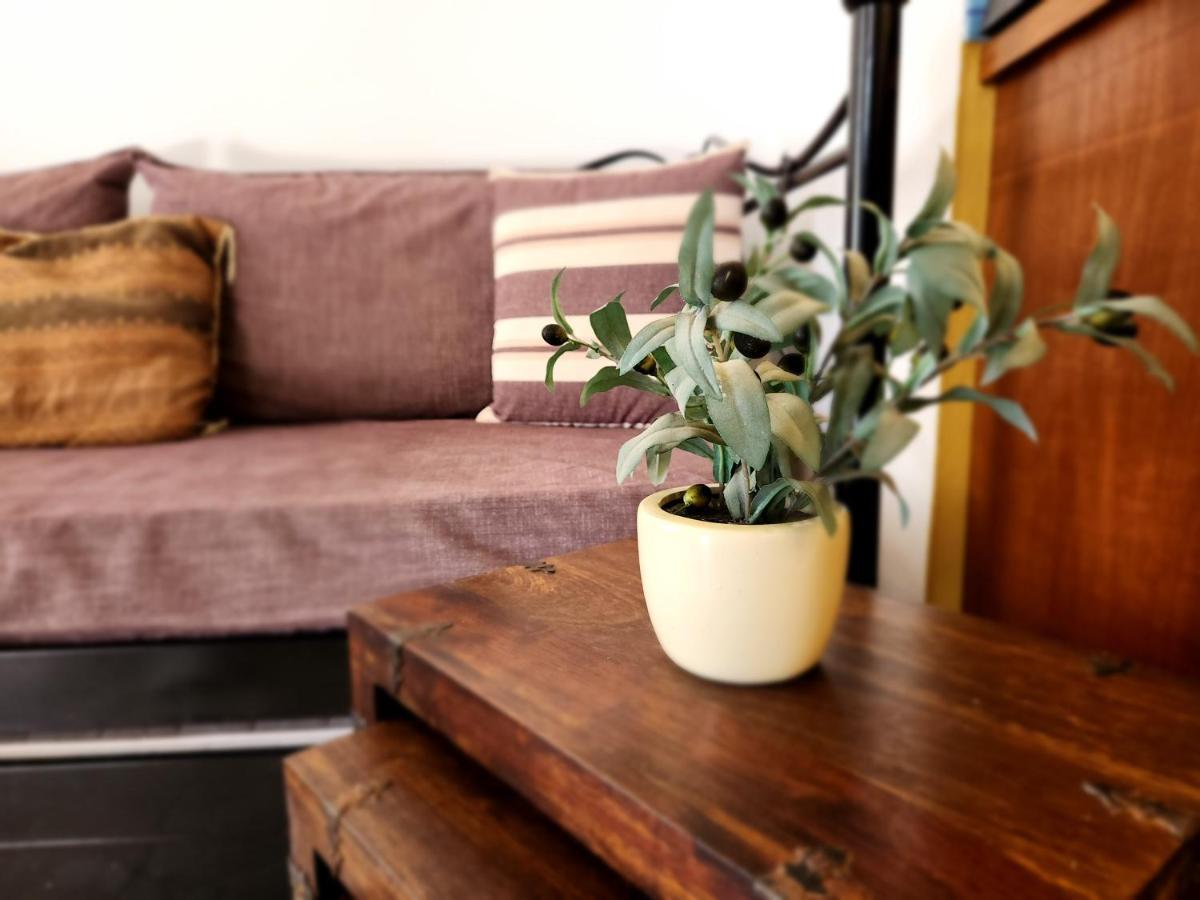 Lindos Boutique - Adults Only Apartment Bagian luar foto
