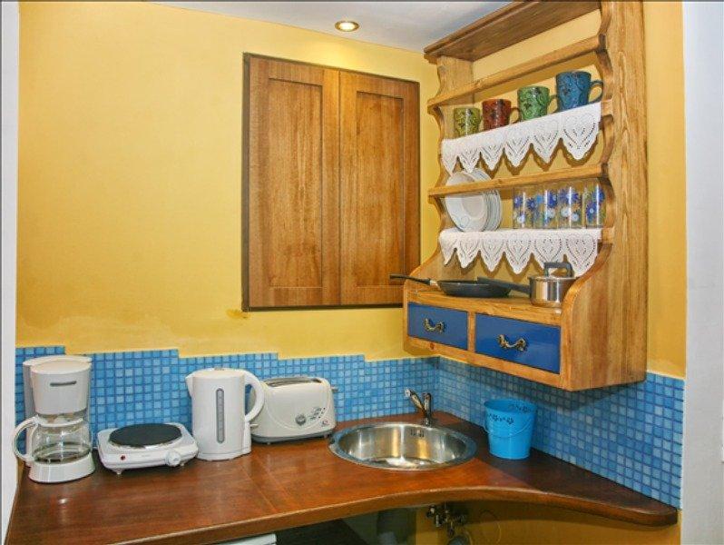 Lindos Boutique - Adults Only Apartment Bagian luar foto